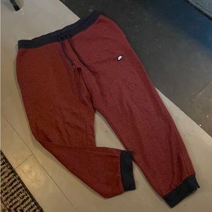 NWOT Nike mens Athletic joggers size extra extra large!